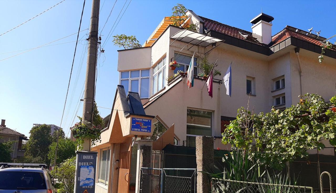 Guest House Diel Veliko Tărnovo Exteriör bild